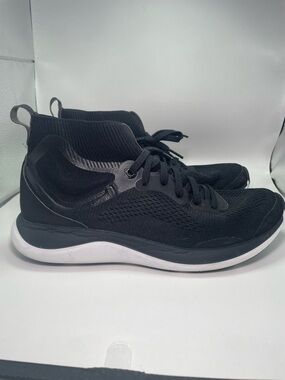 Lululemon - Chargefeel Mid Workout Shoes - Black / White - 8.5